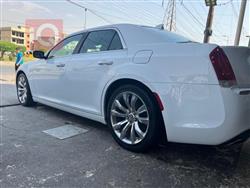 کرایسلەر 300